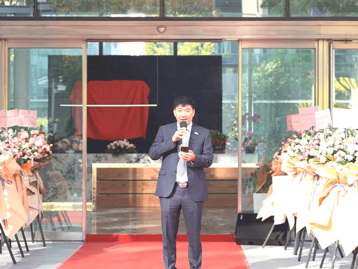 上嘉集團(tuán)CEO杜總致詞